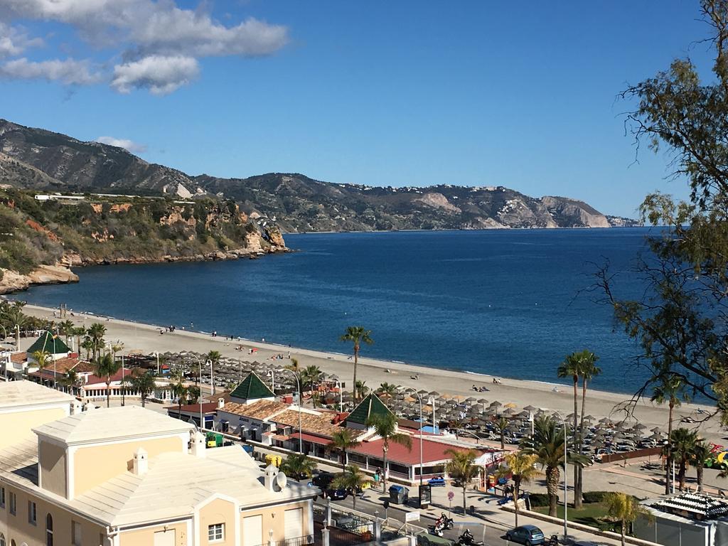 Sunny Studio Nerja Bagian luar foto